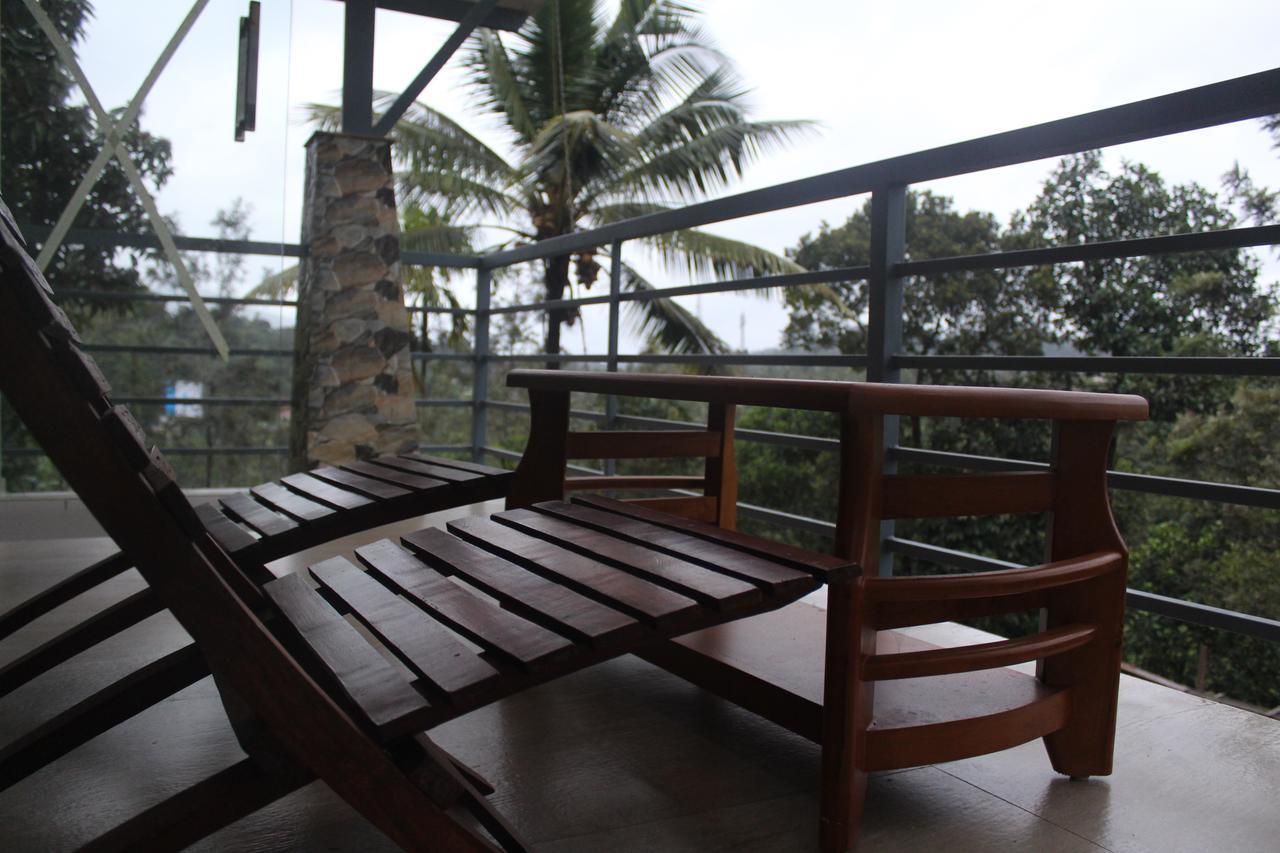 Vythiri Hill Palace Villa Dış mekan fotoğraf